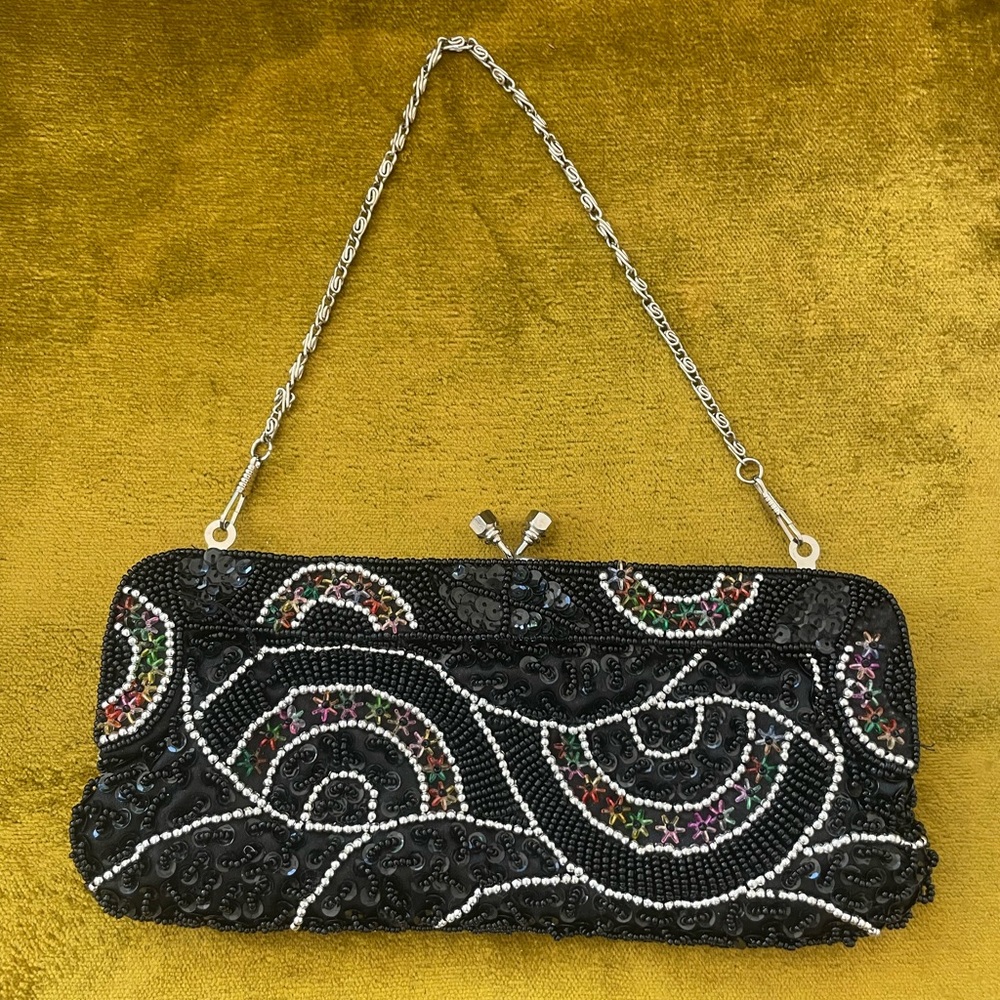Vintage Black Beaded Evening Clutch with Silver Chain.